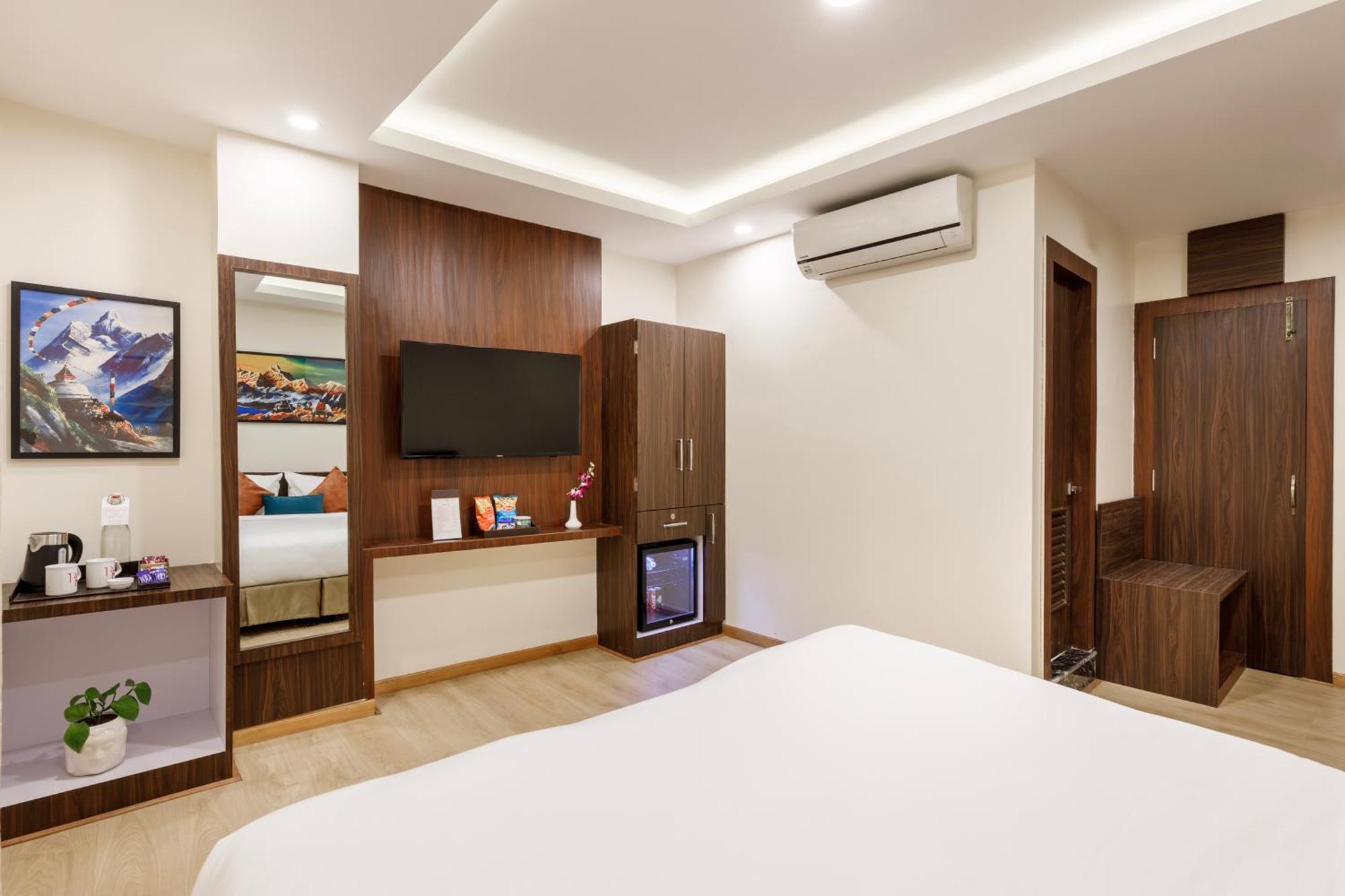 Sabrina Hotel 4*