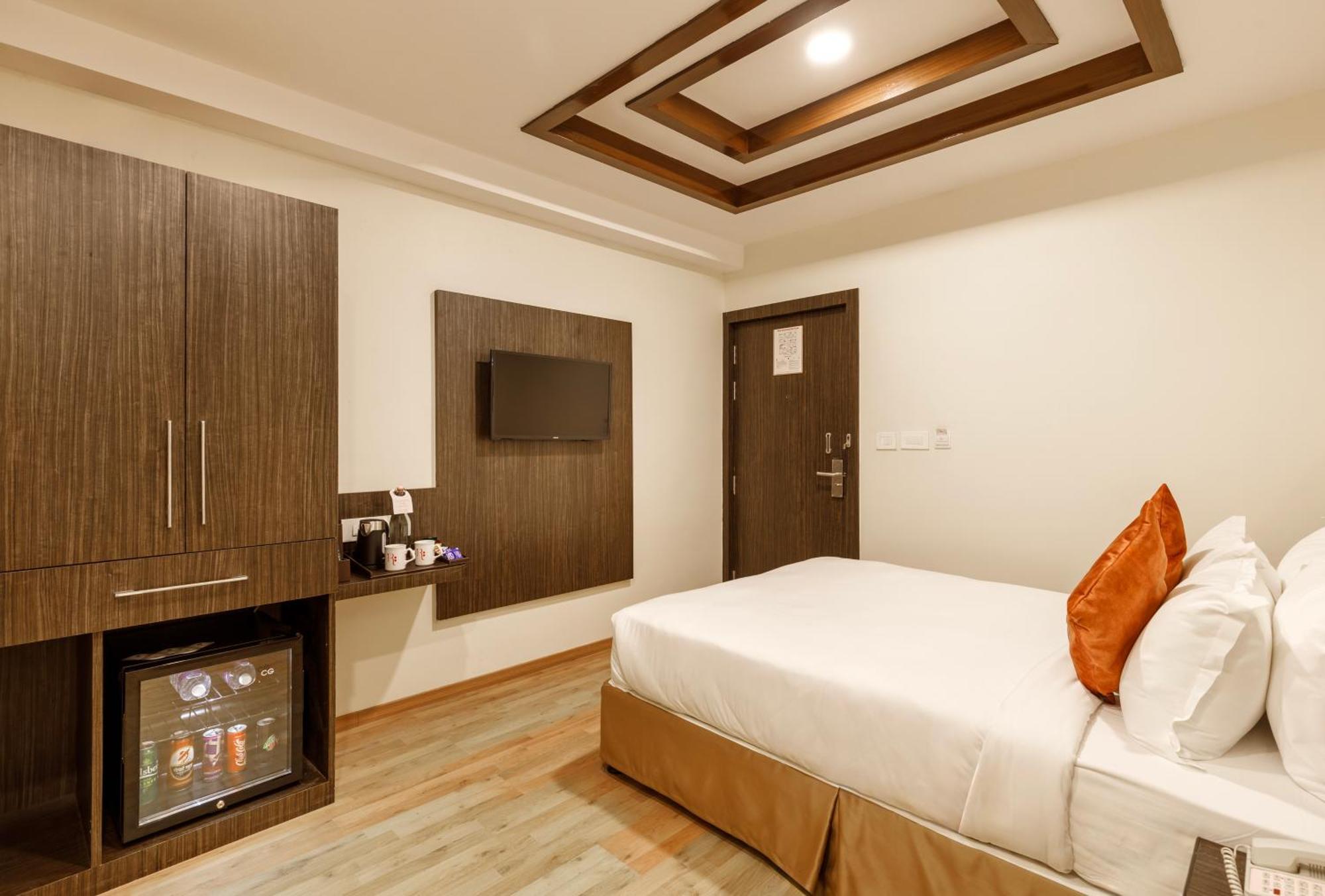 Sabrina 4* Kathmandu