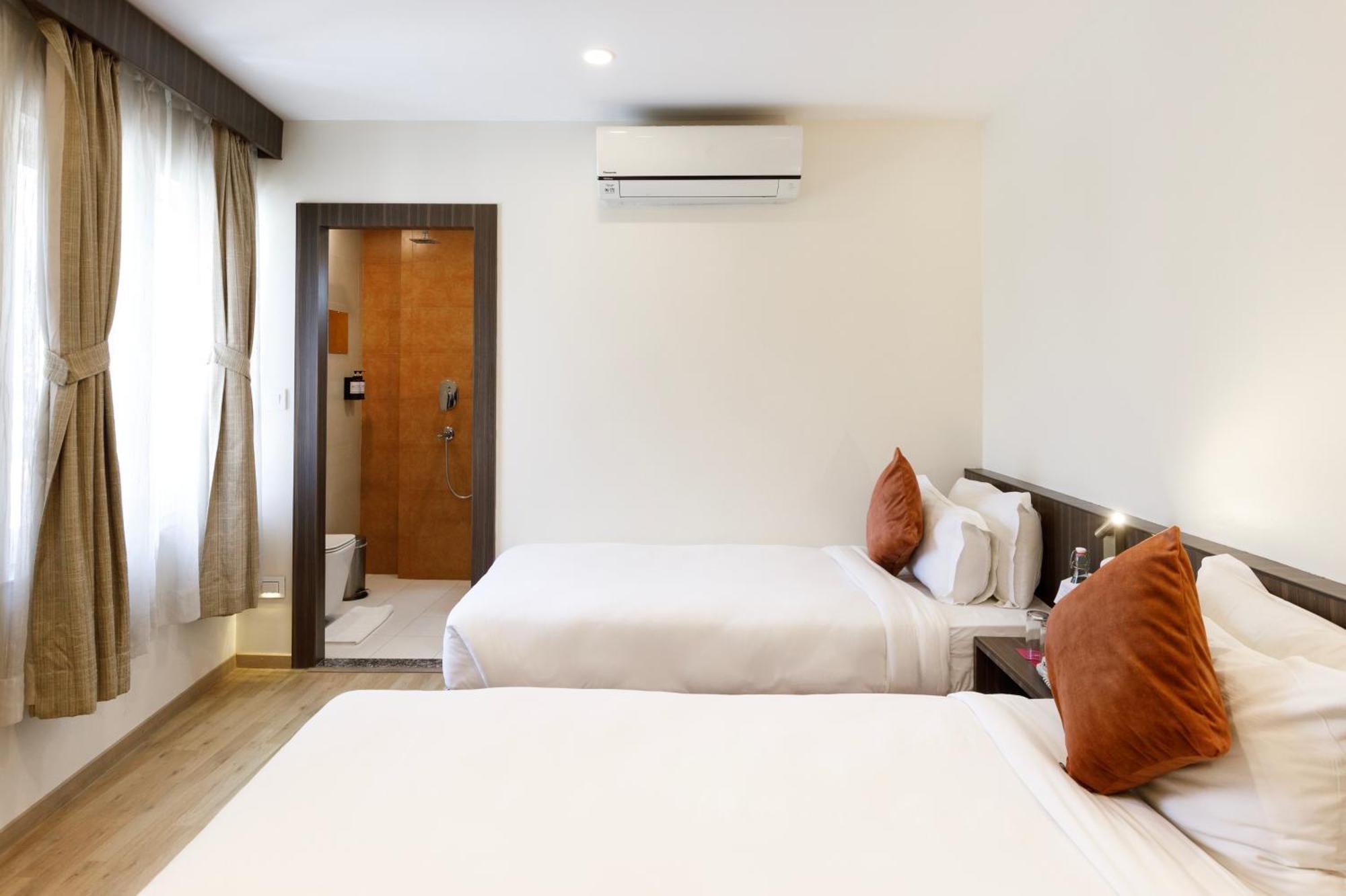 Sabrina Hotel 4*